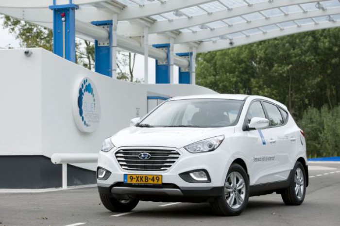 Hyundai Motor a livrat opt unităţi ix35 Fuel Cell suplimentare către două dintre cele mai frumoase oraşe din Europa, scrie capital.ro.