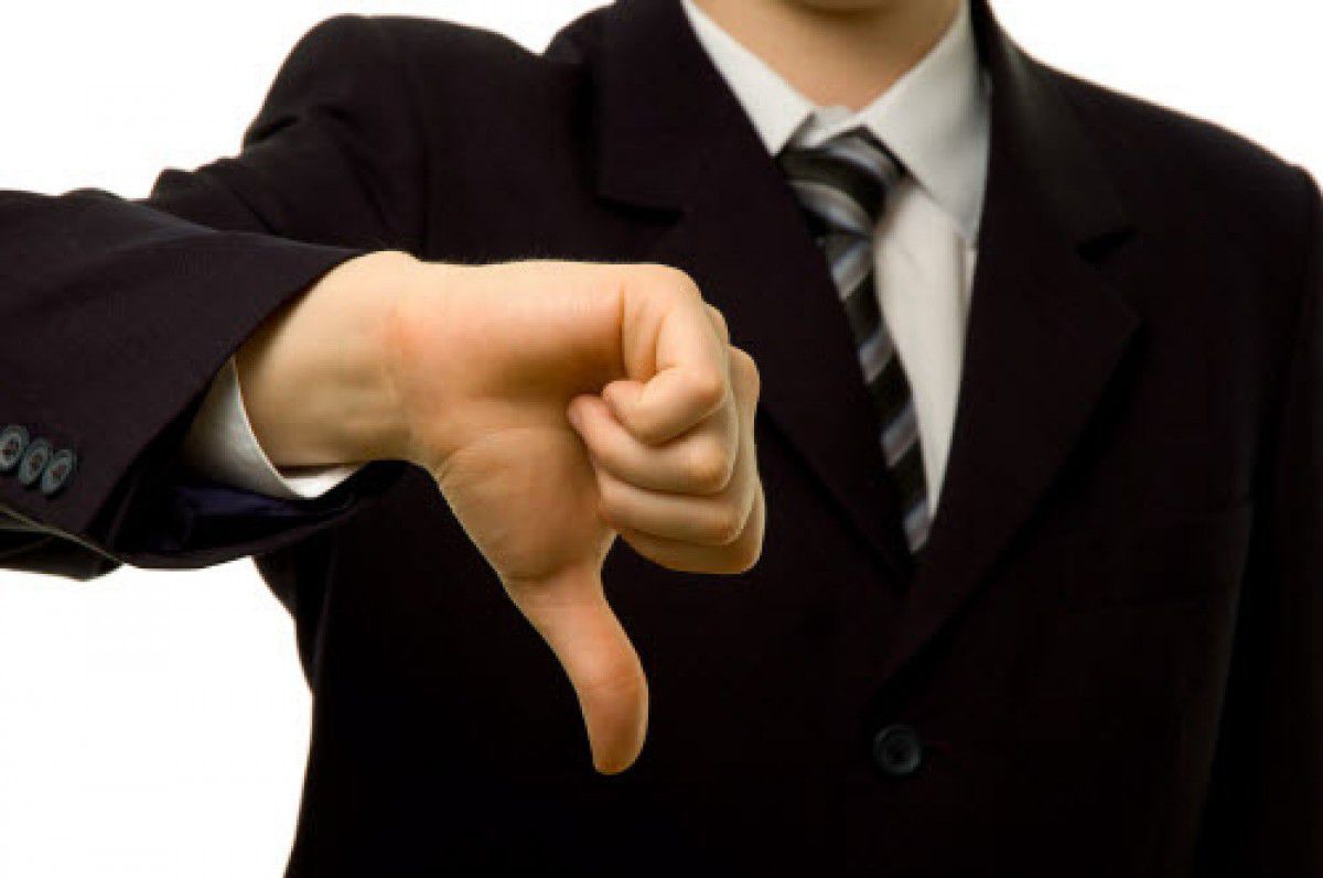 15% din respondenți consideră că situația va fi mai bună peste un an. În noiembrie anul trecut numărul acestora era de circa 39%.