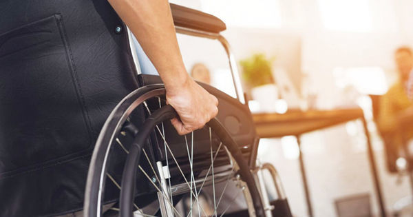 Reguli noi pentru centrele de zi dedicate persoanele cu dizabilități