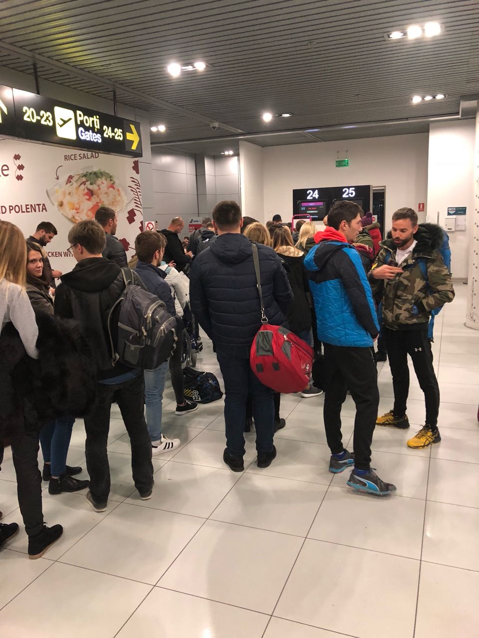 Аэропорт в Кишиневе закрыт по неизвестным причинам. Фото: Facebook