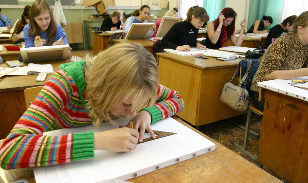 Больше всего студентов в этом году потерял Технический университет.