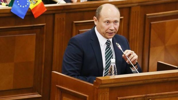Валерий Стрелец отметил, что, новое правительство еще не думало о том, что делать с ростом тарифов.