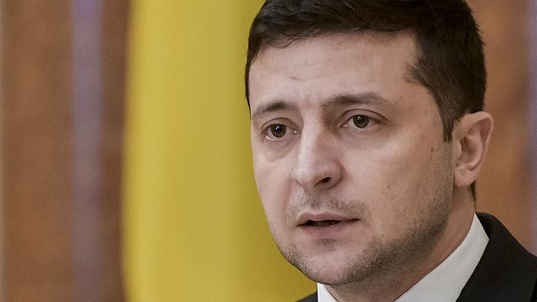Владимир Зеленский возложил на СССР вину за развязывание Второй мировой войны. 
