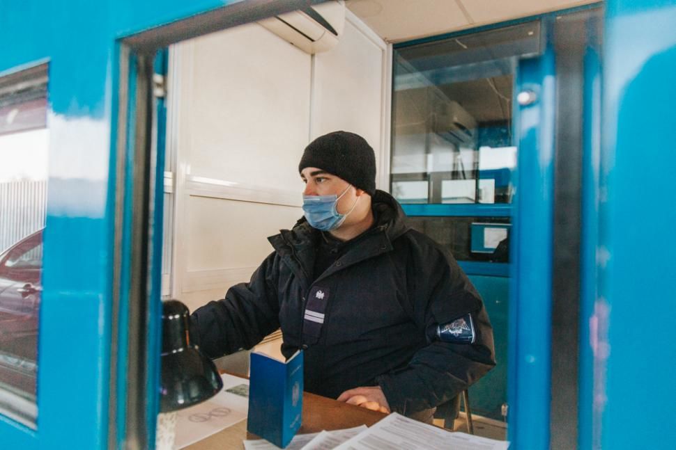 Пограничники изъяли у жителя Тирасполя поддельные права, которые он получил 6 лет назад.