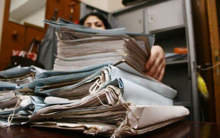 Partide politice, acţionate în judecată de CEC. Ce sancţiuni riscă. Foto simbol: bizlaw.md