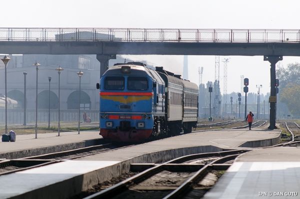 Se anunţă licitaţie pentru procurarea locomotivelor marfare. Foto: ipn\Dan Gutu