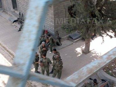 ONG-ul înregistrează ca civili persoanele înarmate care luptă împotriva regimului, fără să fie foşti militari.