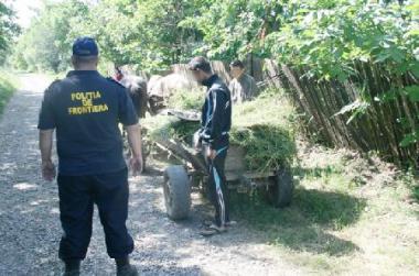 Pe numele celor trei bărbaţi a fost întocmit dosar penal pentru săvârşirea infracţiunii de contrabandă şi evaziune fiscală