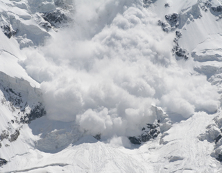 Regiunea Mont Maudit, unde s-a produs incidentul, este considerată cea mai periculoasă dinmasivul Mont Blanc.