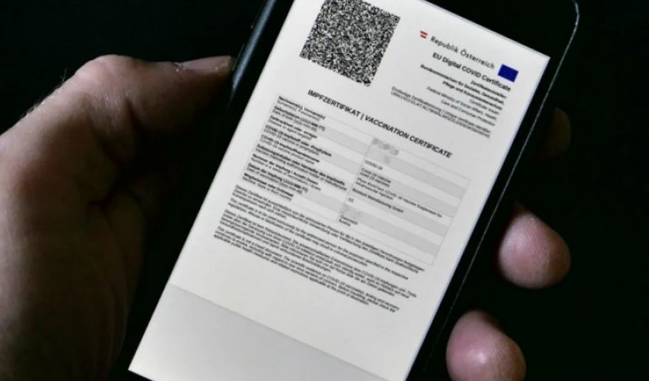 Преступная группа занималась выдачей поддельных свидетельств о вакцинации.
