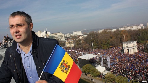 Sergiu Sârbu a criticat dur comuniștii și liberalii din Consiliul Municipal Chișinău pentru decizia privind lichidarea  Maternității Nr.2 și a Spitalului Nr.4.
