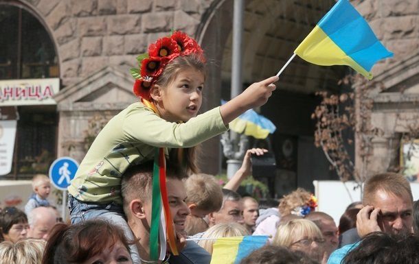 66% считают, что ситуация в Украине развивается неправильно.