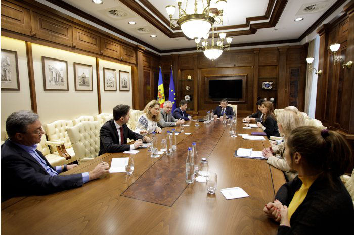 Председатель парламента Игорь Гросу провел встречу с членами Европейской бизнес-ассоциации.