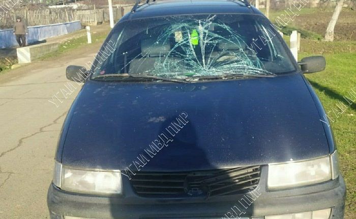 В Приднестровье пенсионер попал под колёса автомобиля.