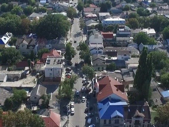Последний срок окончания ремонта, озвученный властями - 1 сентября 2016 года.