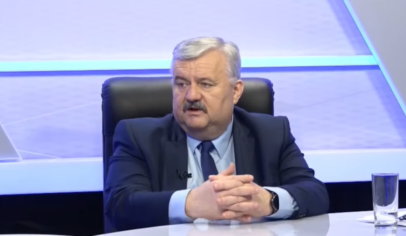 Шаров: Зарплата учителей будет выплачиваться в полном объеме