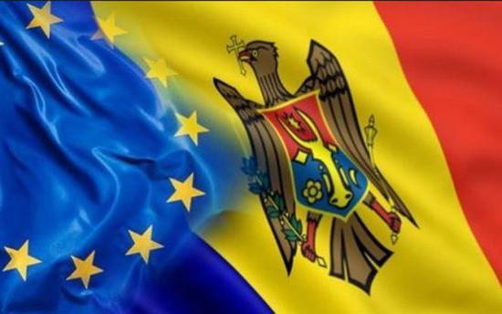 Karasin, care este şi secretar de stat, a apreciat că, în acest sens, sunt necesare măsuri în vederea reducerii riscurilor la adresa relaţiilor comerciale între cele două părţi.