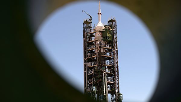 В Египте заявили о планах заказать у России группу спутников.