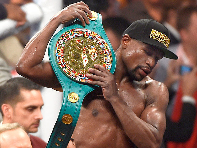 Boxerul american Floyd Mayweather rămâne pentru al doilea an consecutiv cel mai bine plătit sportiv al lumii.