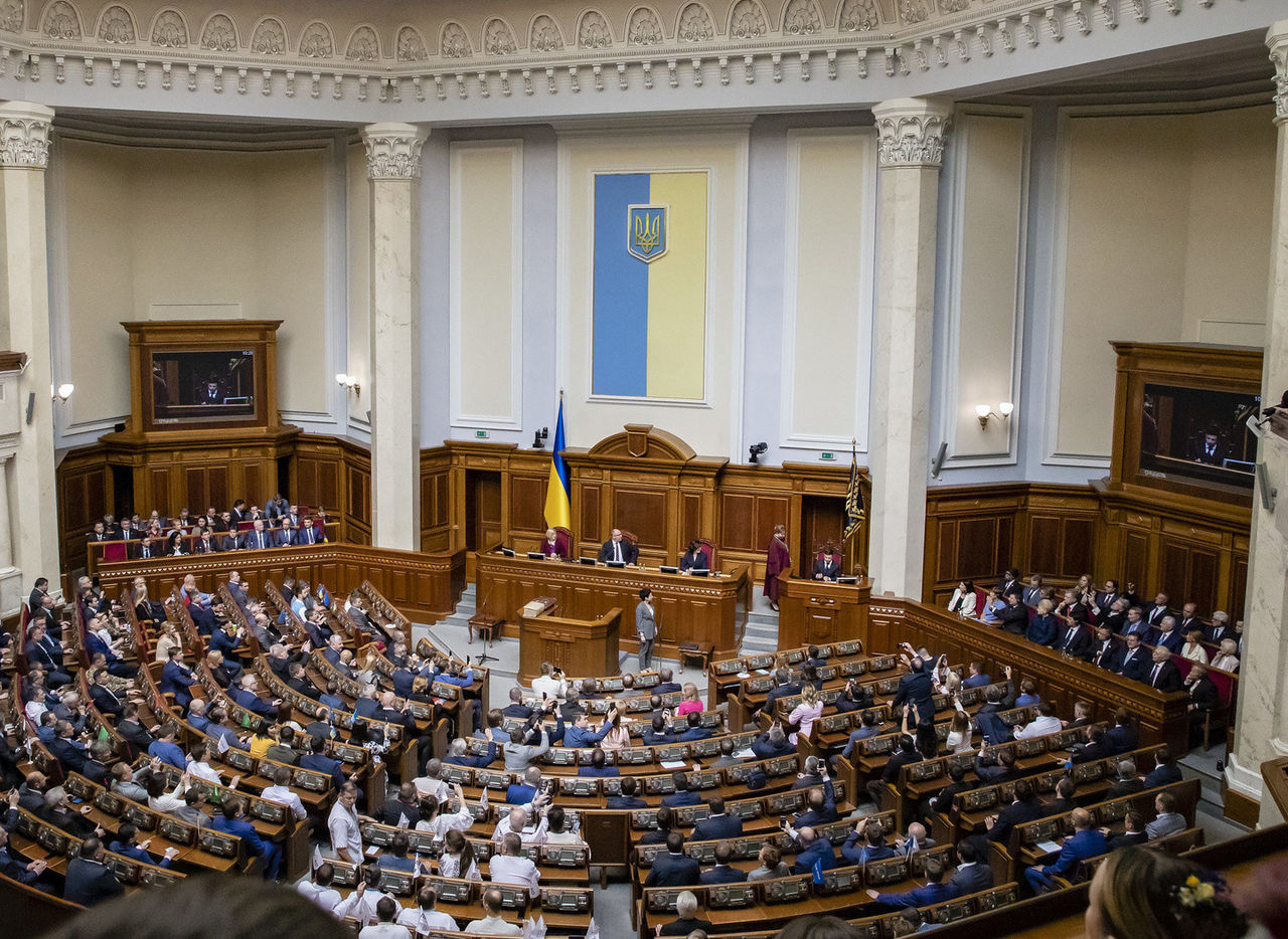 В Раде призвали пойти на уступки ради окончания конфликта в Донбассе.