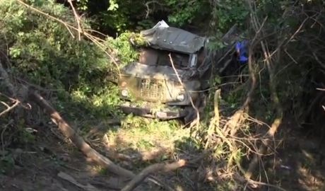 На место происшествия прибыли две кареты скорой помощи