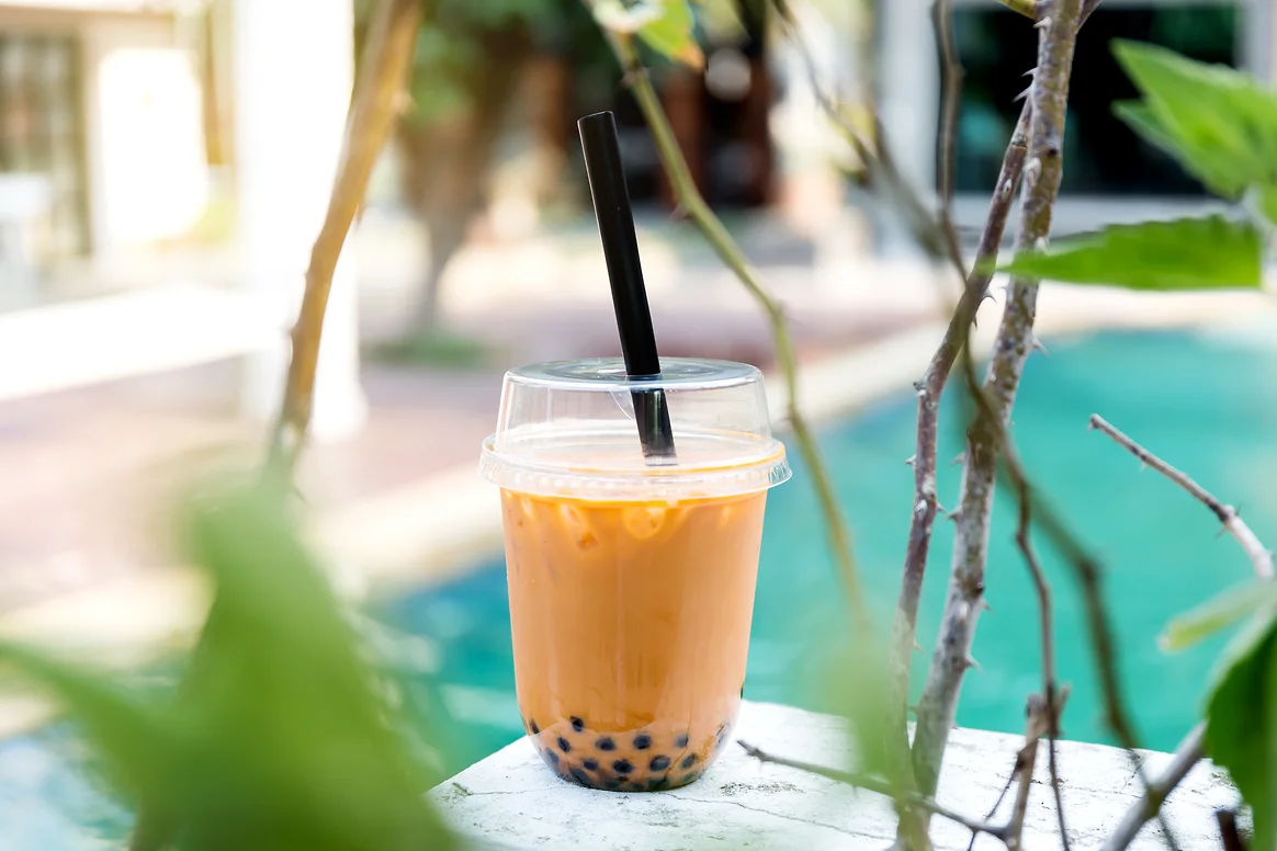 Cercetătorii avertizează asupra pericolului băuturii populare bubble tea.