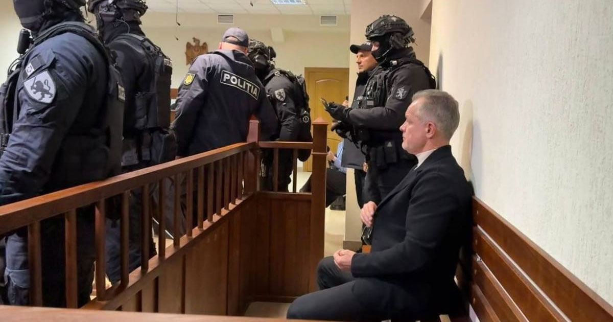 Vlad Plahotniuc rămâne în arest preventiv pentru încă 30 de zile.