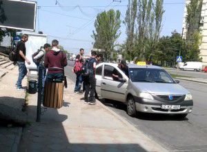 Необычное видео заснял житель Кишинева в среду, 3 мая, в столичном микрорайоне Ботаника.