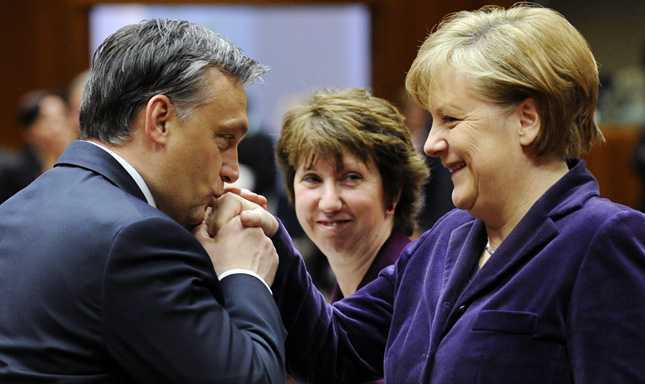  Premierul ungar Viktor Orban a comparat politicile cancelarului german Angela Merkel fata de Ungaria cu ocupatia din 1944, de catre Hitler.