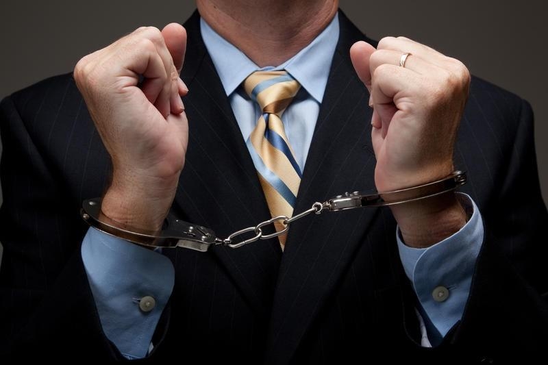 Un avocat bănuit de trafic de influență a fost reținut în flagrant de către procurori. 