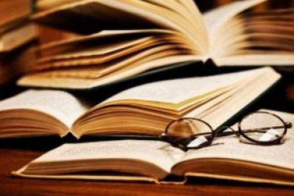 С  января 2017 года фонд городской детской библиотеки Комрата пополнился книгами на гагаузском языке. 