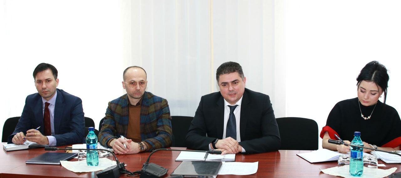 В рамках встречи Октавиан Калмык рассказал о последних достижениях нашей страны в области экономики.