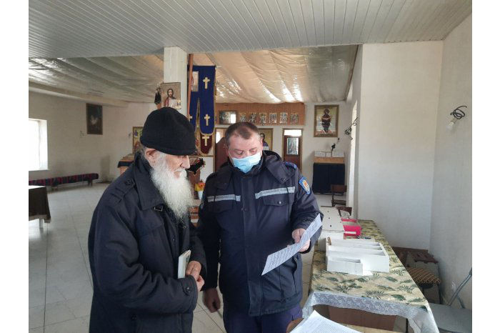 Пожарные проверили около 1 500 церквей в Молдове.