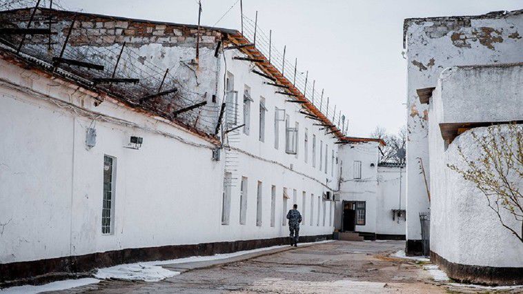 Un tânăr, aflat la evidenţă psihiatrică, a stat trei luni în arest. Foto: sputnik.md