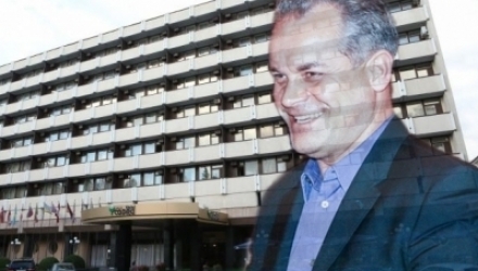 Vladimir Plahotniuc nu a răspuns la telefon pentru a face comentarii.