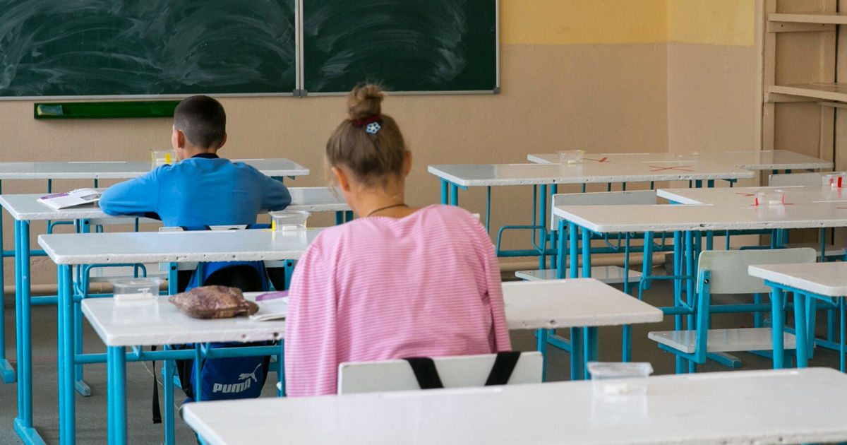 Родителей призывают усилить контроль за детьми на каникулах.
