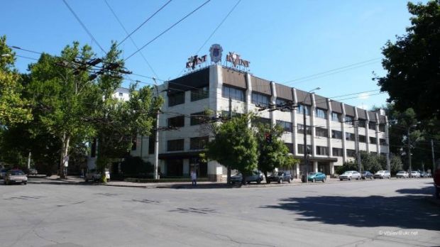 Fabrica de băuturi alcoolice „Kvint” din Transnistria rămâne, începând cu luna mai, fără licență de activitate. Foto: wikimapia.org