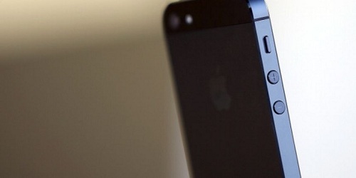 Новая модель смартфонов Apple, получившая название iPhone 5S, вероятно, будет запущена в производство уже в июле и попадет на рынок осенью 2013 года.
