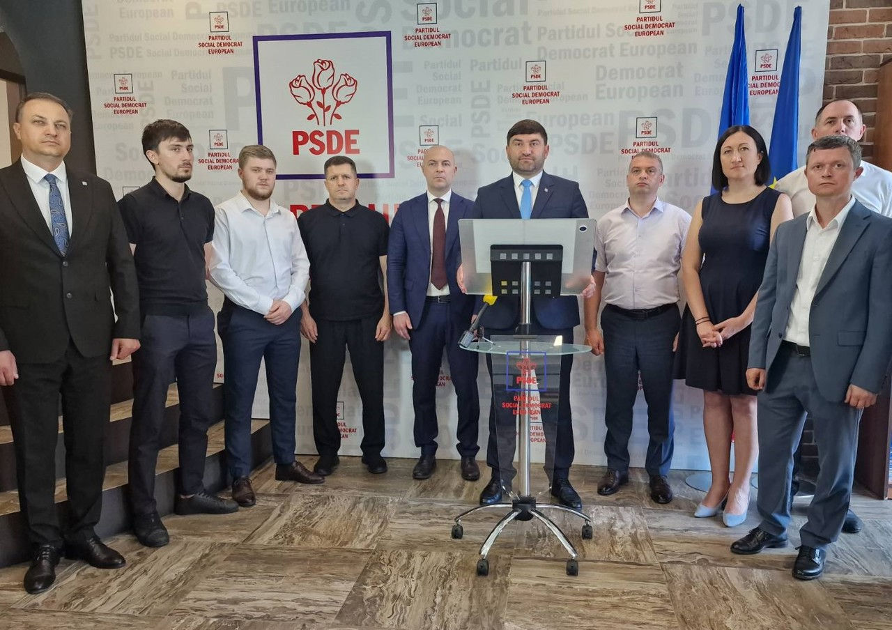 PSDE запустила кампанию по проведению национального референдума.