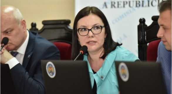 Председатель Центризбиркома Алина Руссу уточнила, что эти подписи не подпадают в рамки закона. 