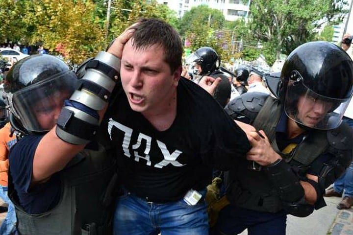 Молдову обязали выплатить компенсацию по делу "группы Петренко".