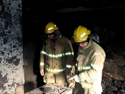 30 de zile de arest pentru tatăl copiilor care au ars de vii in incendiul din Glodeni