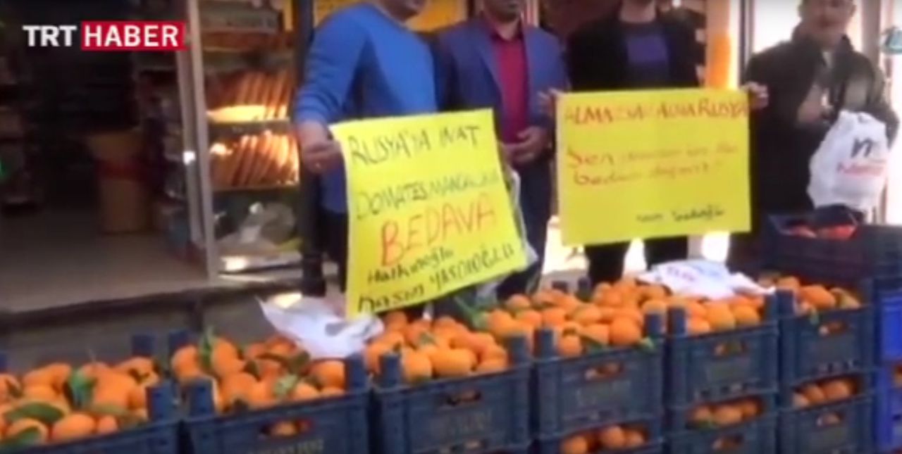 Раздача продуктов прошла в городе Кадирили.