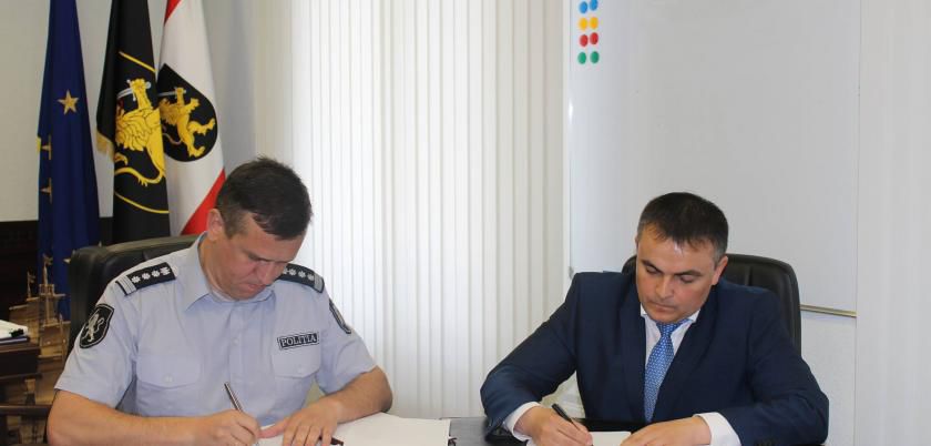 Șefii de la Penitenciare și IGP au semnat un acord privind schimbul de informații. Foto: igp.md
