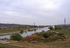 Во время акции жители населенных пунктов благоустроили водные источники. 