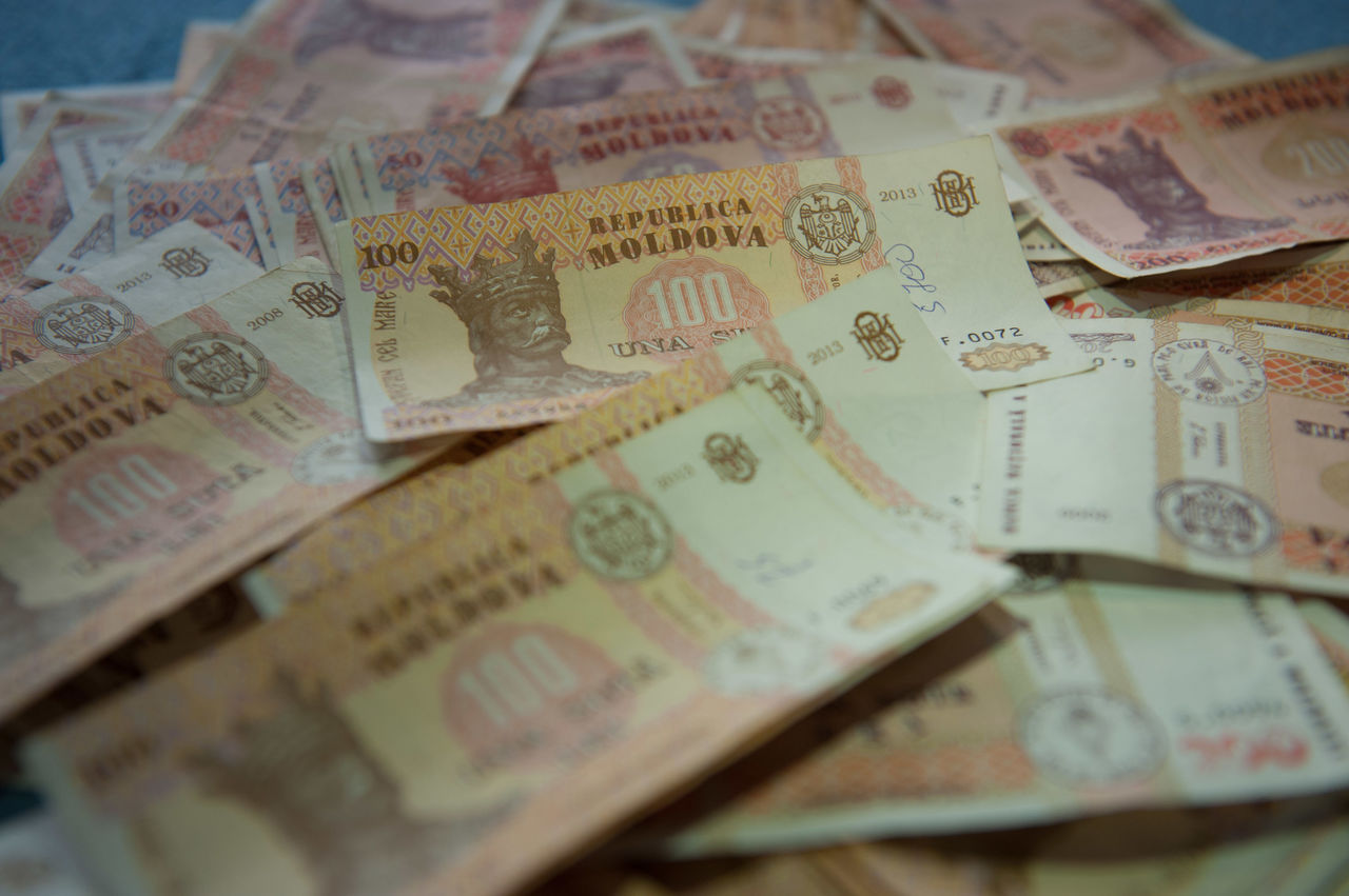 Самыми подделываемыми банкнотами остаются 100 леев.