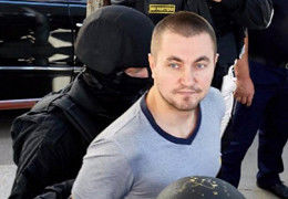 Адвокаты Платона будут сегодня добиваться встречи с ним.