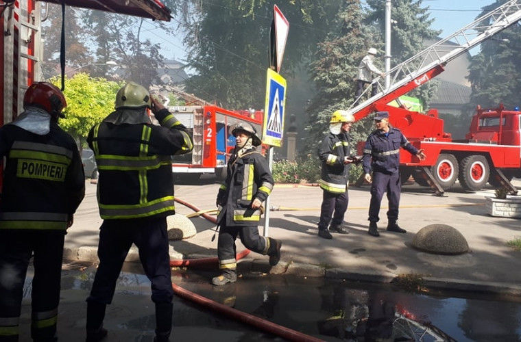 Названы самые крупные пожары, произошедшие в Кишиневе за 40 лет.