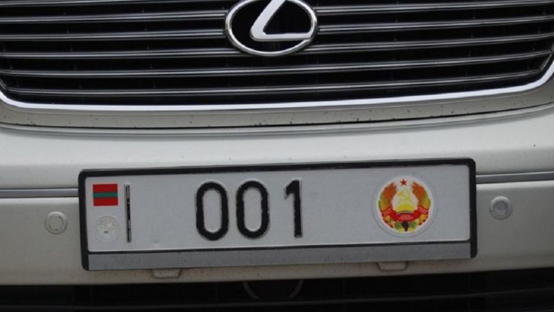 Более 4000 машин из Приднестровья получили нейтральные номера.