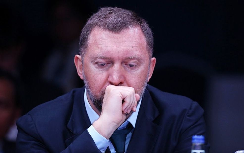 Миллиардер Дерипаска отказался от трех частных самолетов из-за санкций.